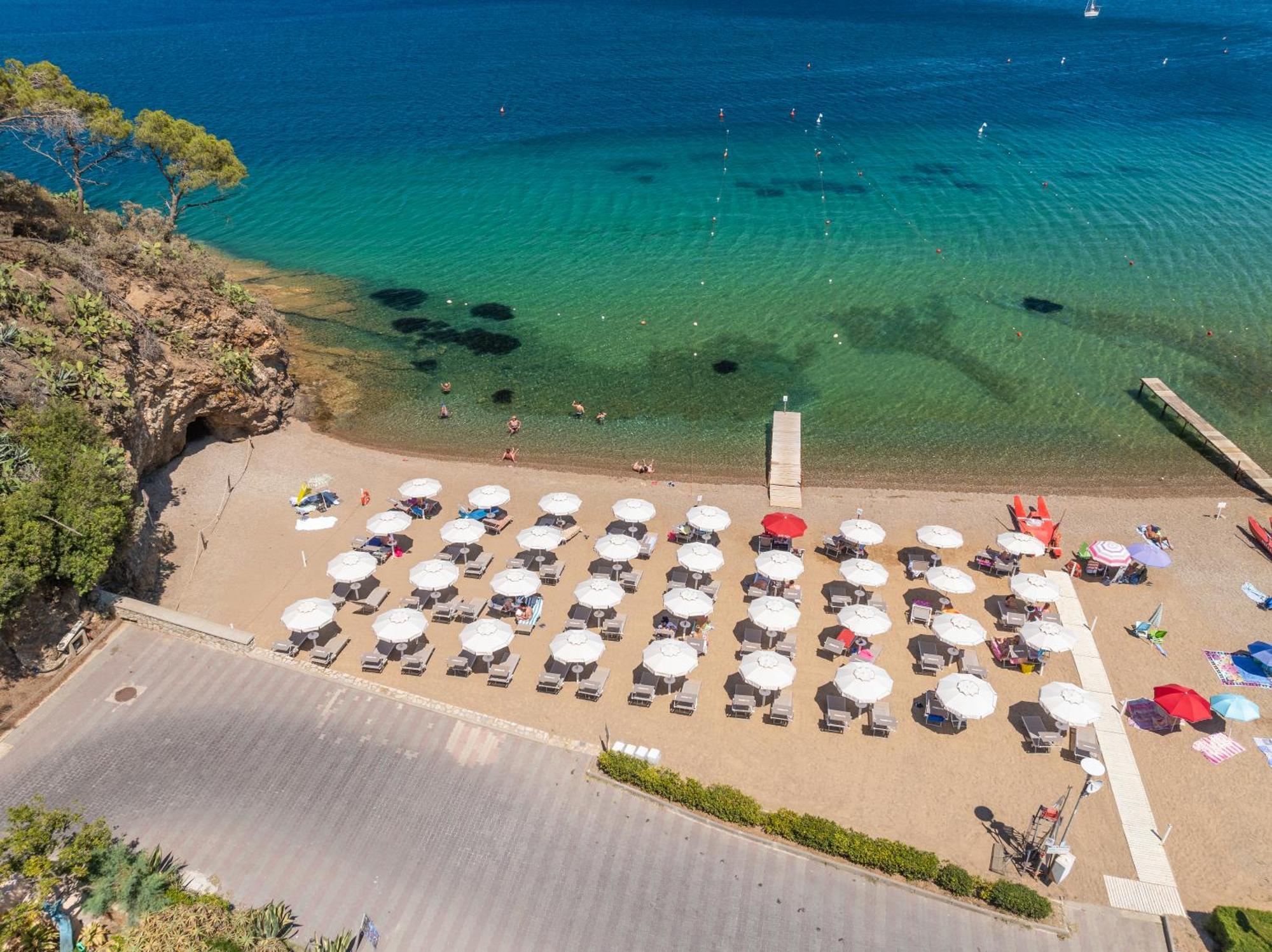 Hotel Villa Rodriguez Capoliveri  Buitenkant foto